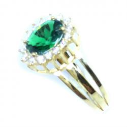 Anel em ouro 18k com pedra sintetica - 2APS0093 Anel em ouro 18k com pedra sintetica - 2APS0093
