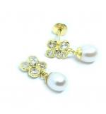 Brinco em ouro amarelo 18k feminino com pérola e flor - 2BPP0036 Brinco em ouro amarelo 18k feminino com pérola e flor - 2BPP0036
