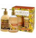 Kit Par Perfeito Perfumado Vanilla e Milk Fiorucci Sabonete Líquido 500ml + Loção Hidratante 500ml Kit Par Perfeito Perfumado Vanilla e Milk Fiorucci Sabonete Líquido 500ml + Loção Hidratante 500ml